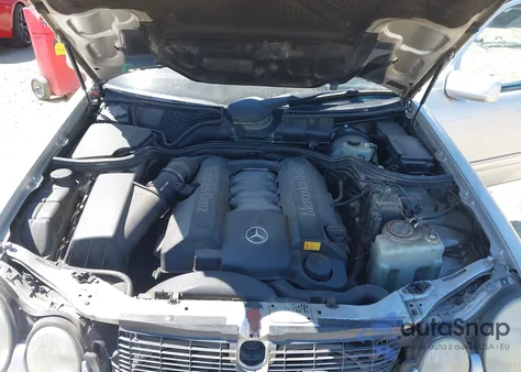 1999 Mercedes-Benz E 430 z USA, uszkodzony, nr VIN WDBJF70H4XA924686